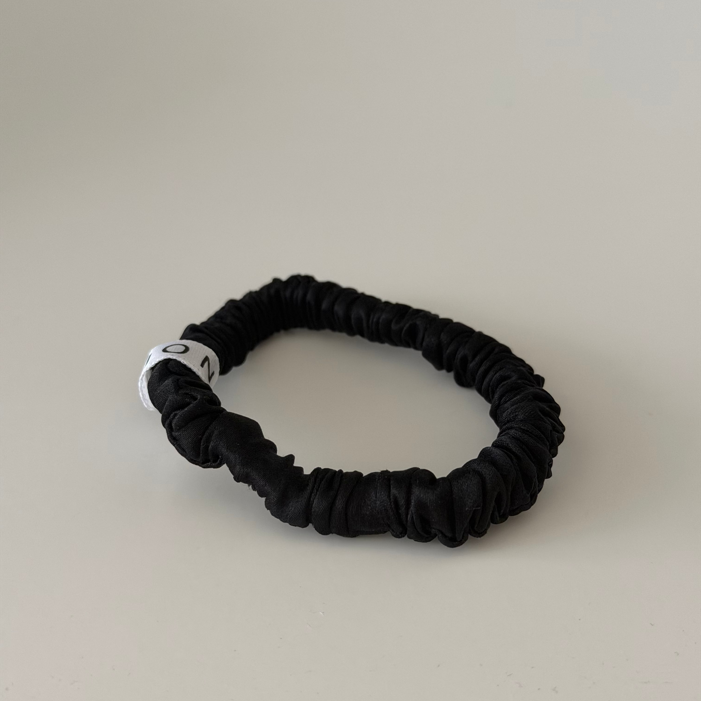 Scrunchie – Black Jona the Label