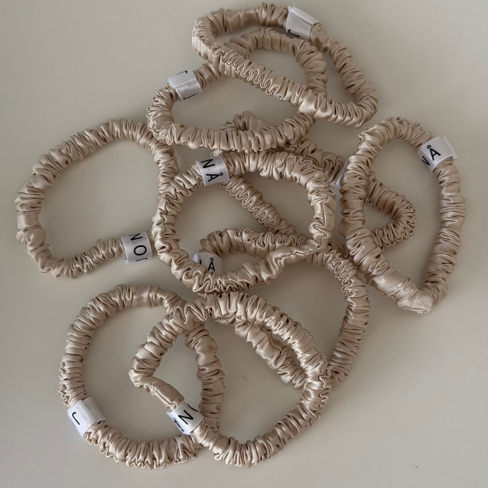Scrunchie – Beige Jona the Label