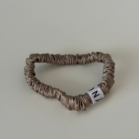 Scrunchie – Taupe