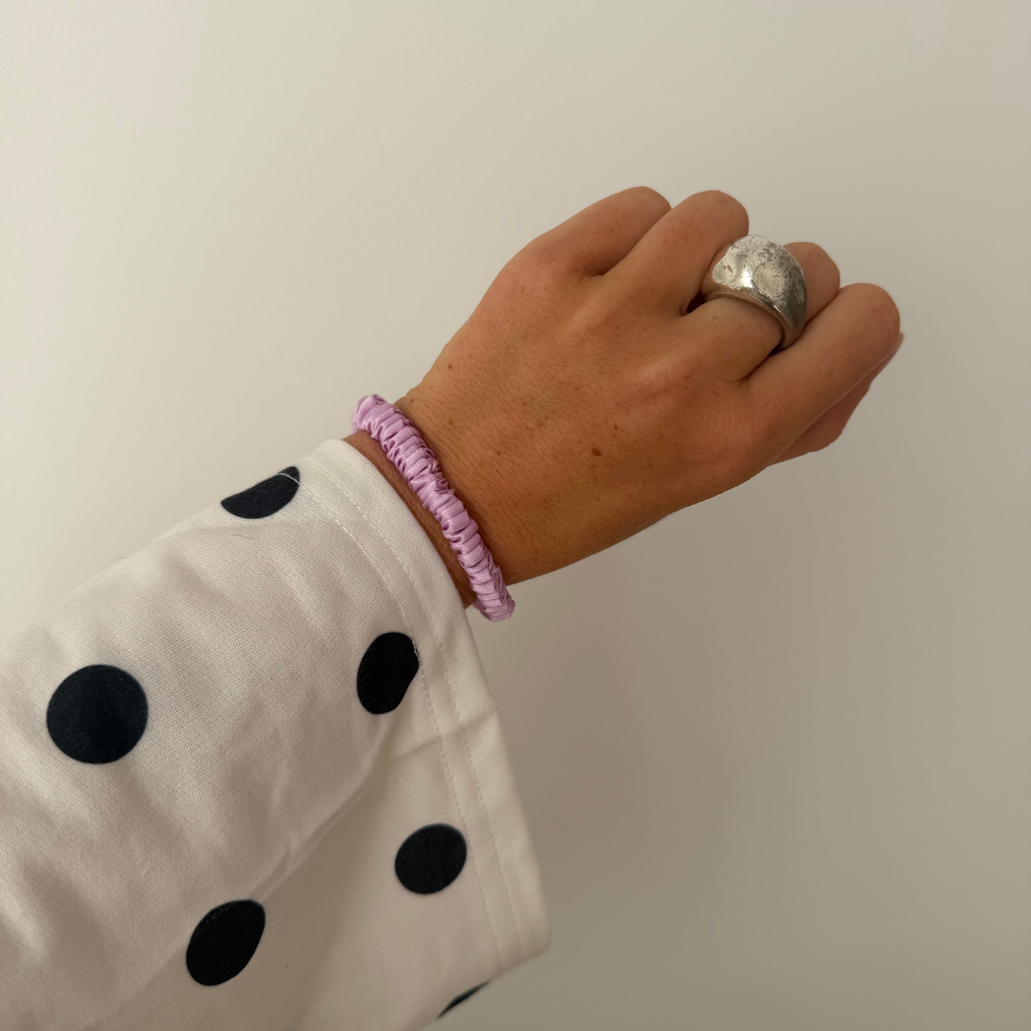 Scrunchie – Lavender Jona the Label