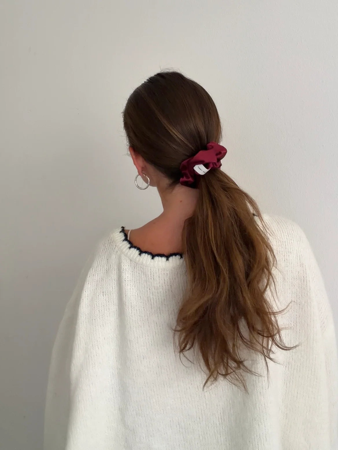 Everyday Scrunchies – burgundy silk Jona the Label
