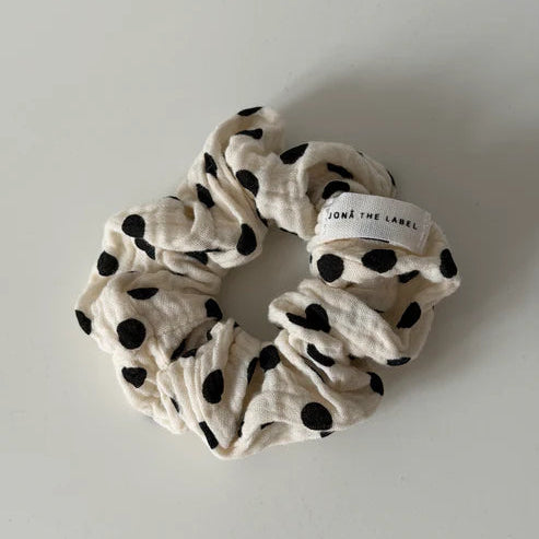 Everyday Scrunchies – polka dots Jona the Label