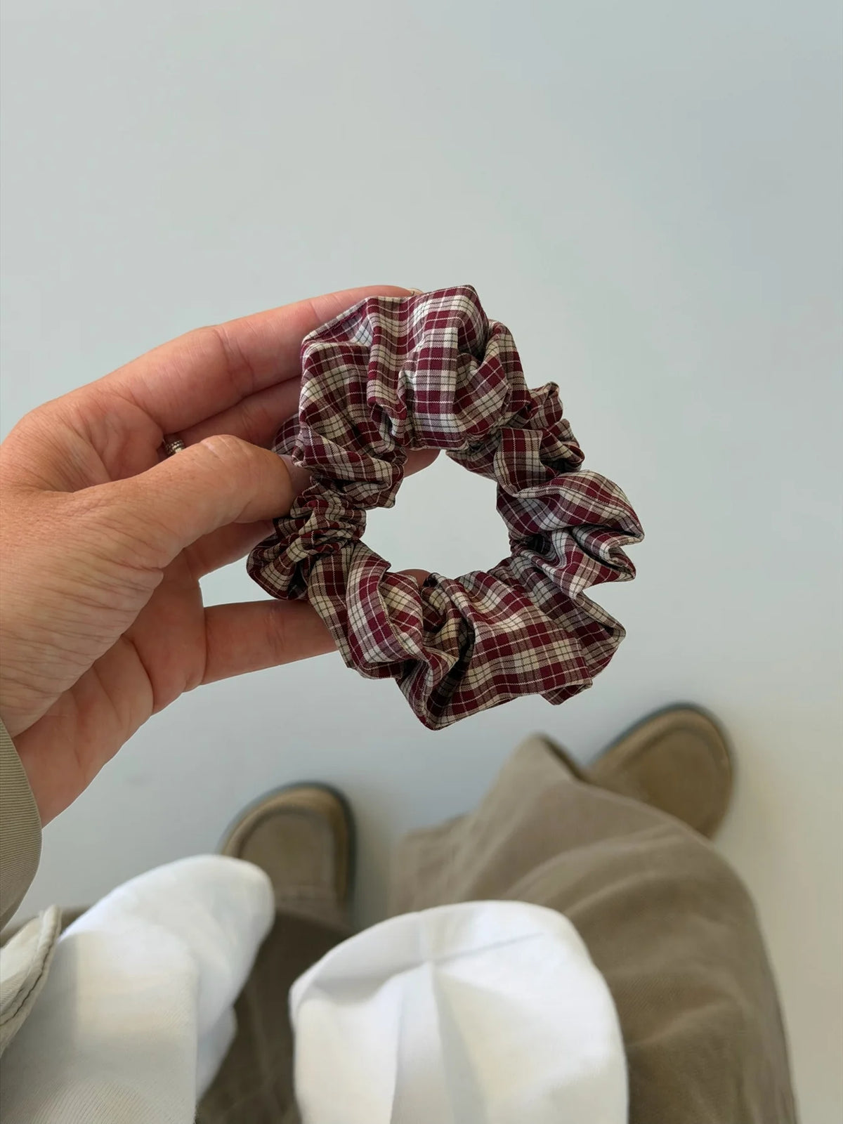 Everyday Scrunchies – burgundy plaid