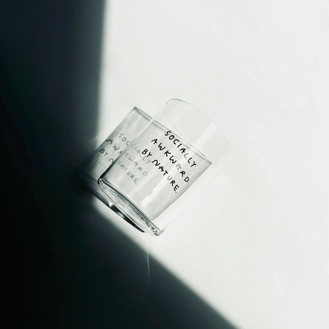 Glas 'Socially Awkward By Nature' – 500ml Yahya Studio