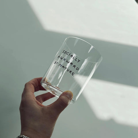Glas 'Socially Awkward By Nature' – 500ml Yahya Studio
