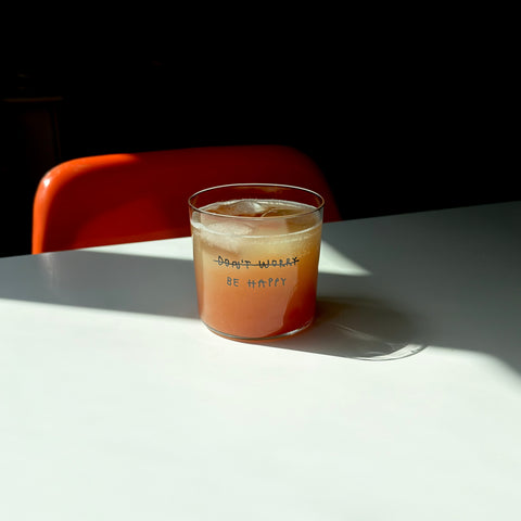 Glas 'Don't worry Be happy' – 350ml Yahya Studio