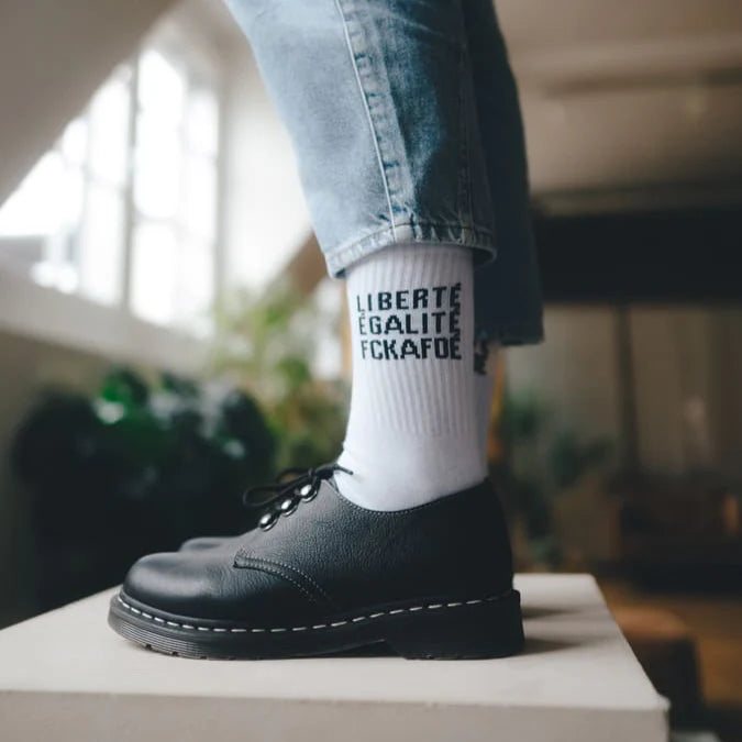 Tennissocken 'Liberté Egalité FCKAFD' – schwarz Arrel