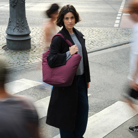 Cloud Tote Bag 'Kraken' – Monochrome Edition GOT BAG