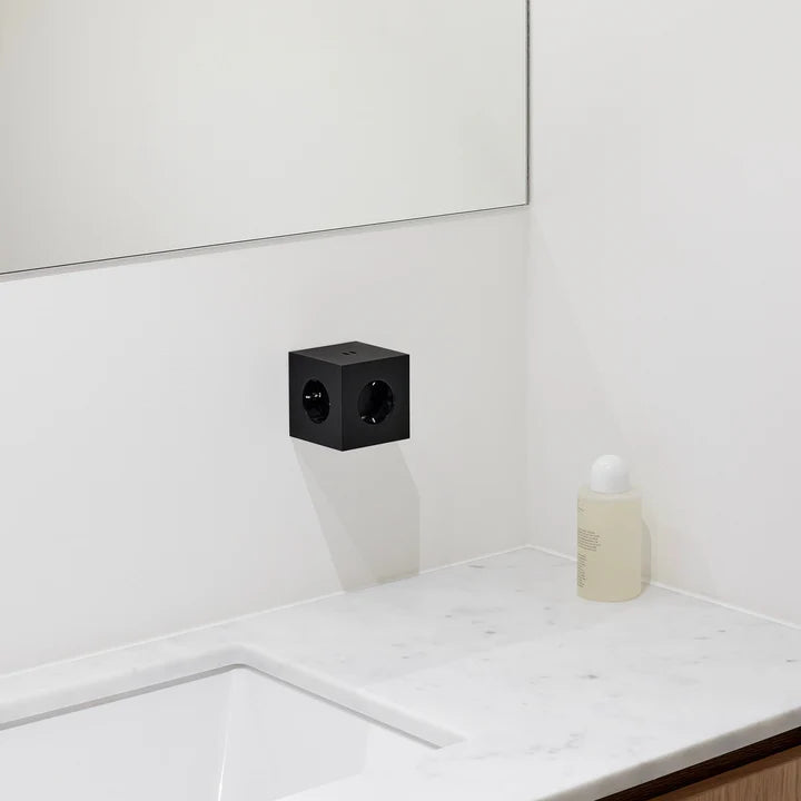 Steckdose 'Square 2' – Stockholm Black (ohne Kabel) Avolt