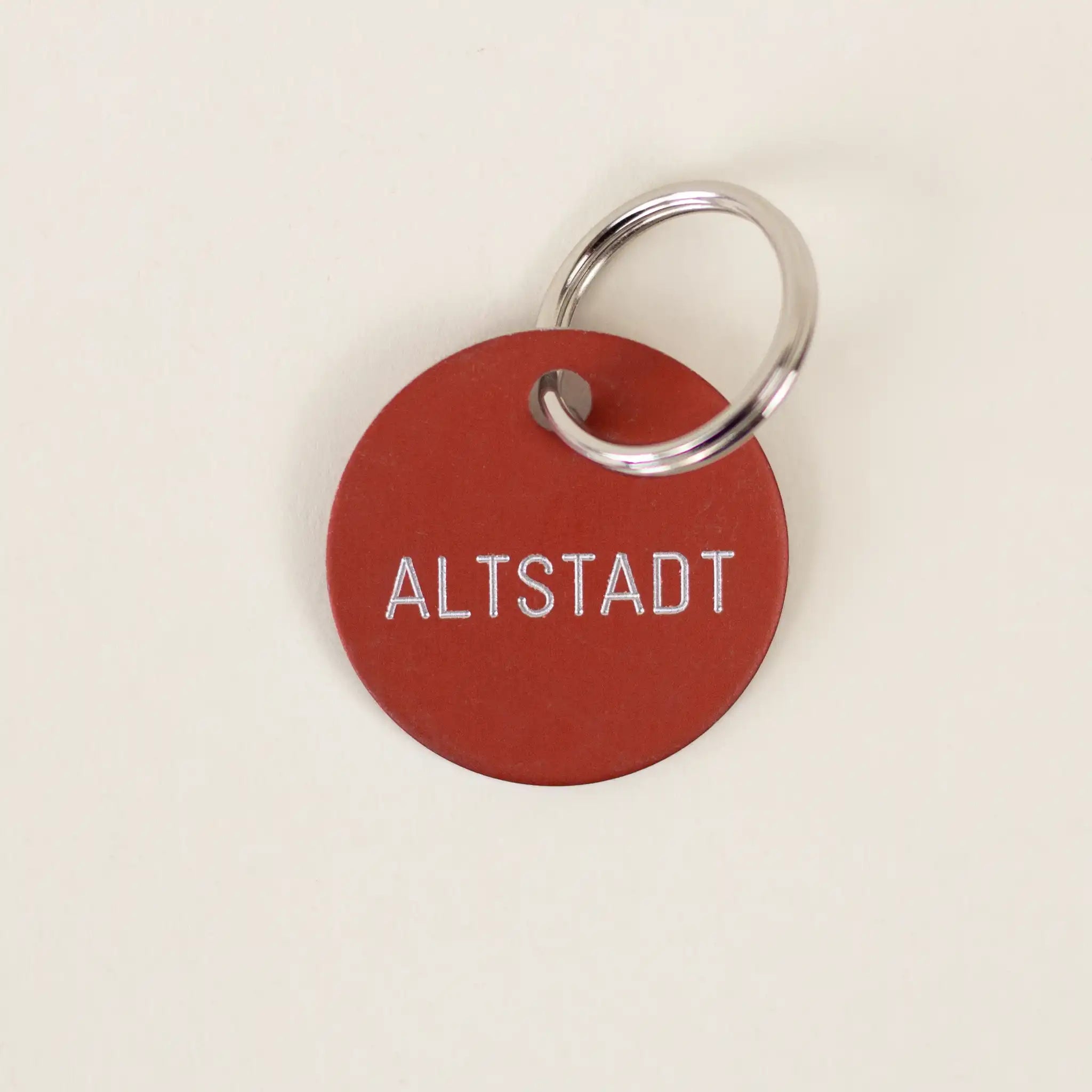 Schlüsselanhänger 'Altstadt' rot Familie von Quast